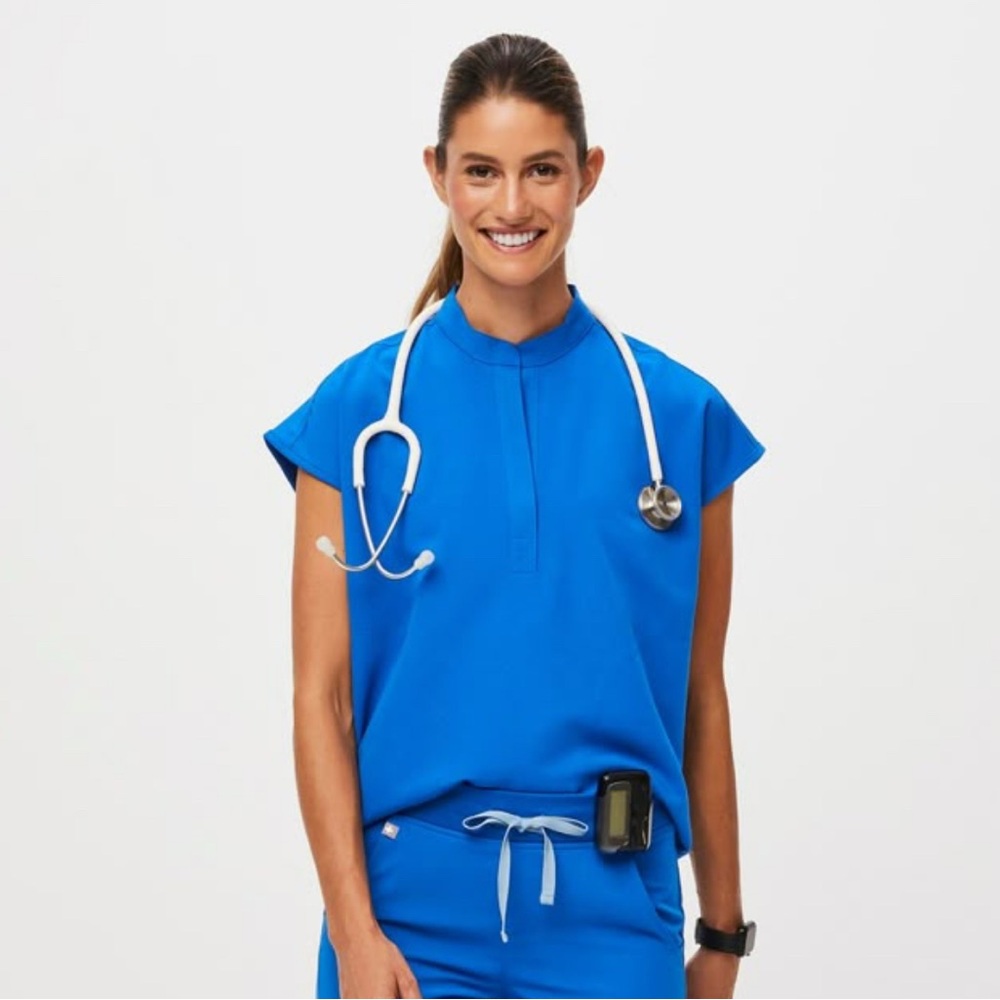 Women’s Figs Blue Rafaela Top XS
